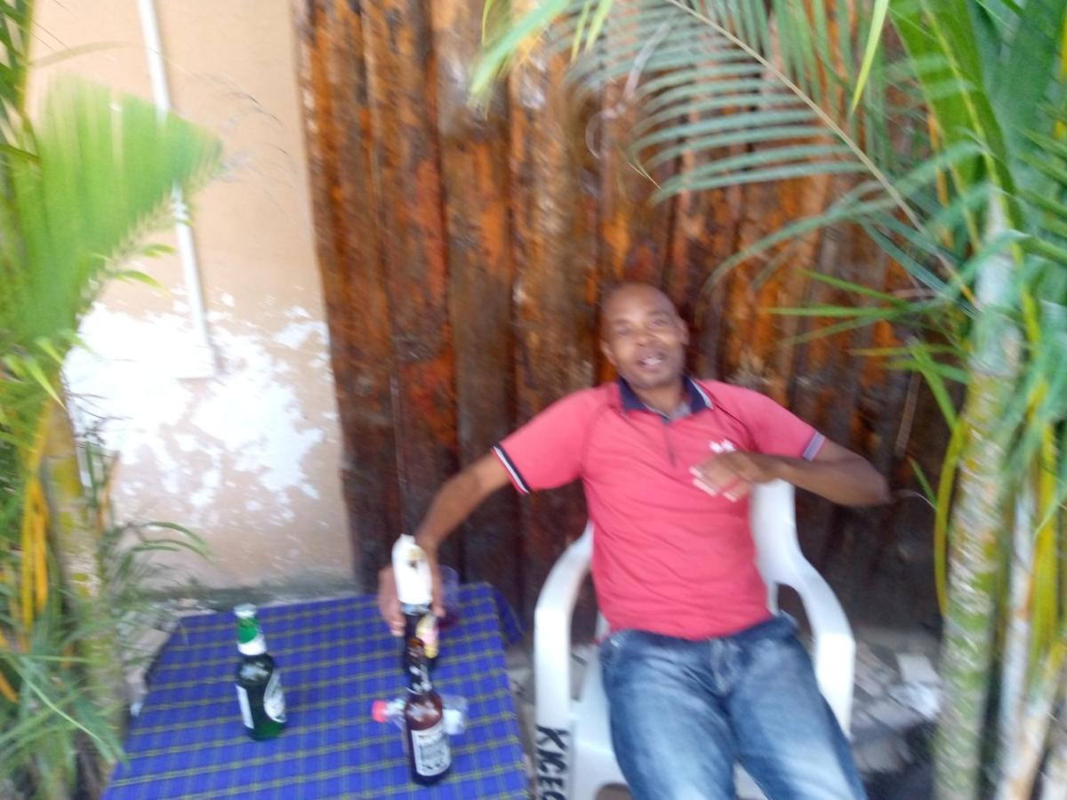 Kicec Bar And Guest House Airport Dar es Salaam Exteriér fotografie
